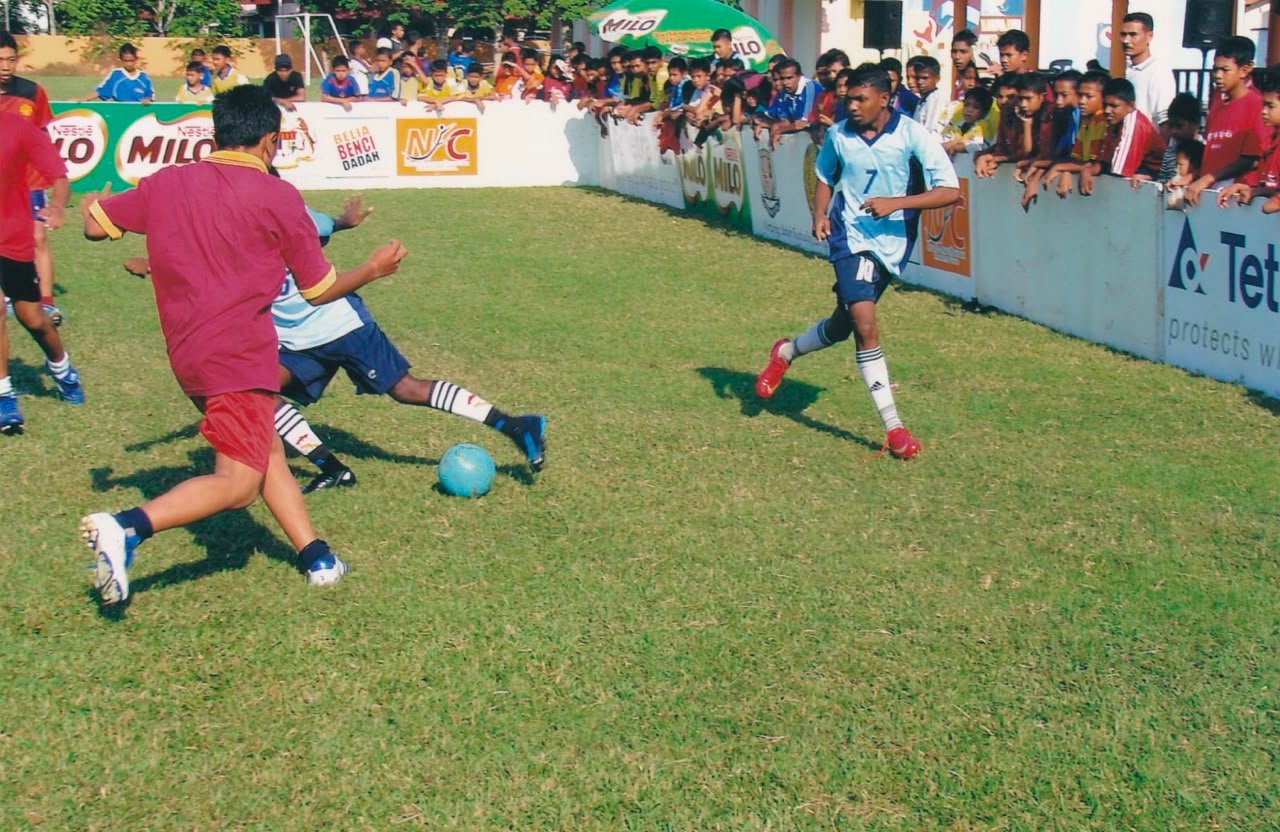 Field Football 2